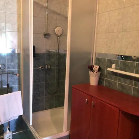 Appartamento Emy Apartman Kehidakustány